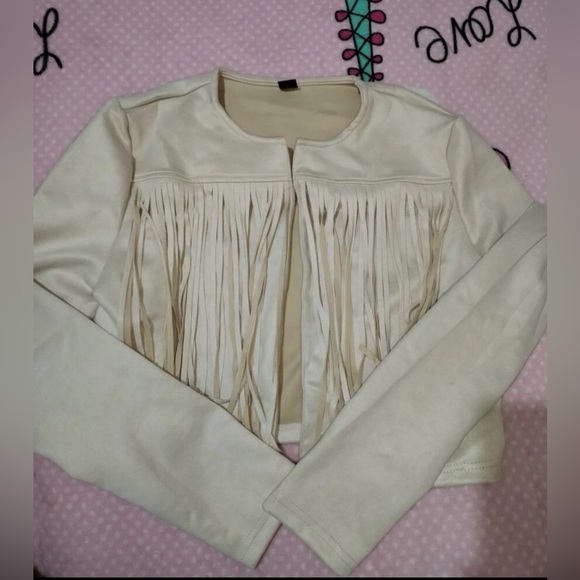 SHEIN beautiful cowgirl color cream - Picture 6 of 6